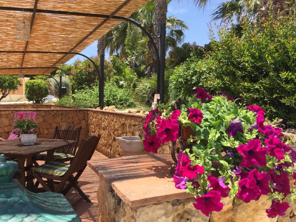 Il Colle Del Rustico Bed & Breakfast อากริเจนโต ภายนอก รูปภาพ