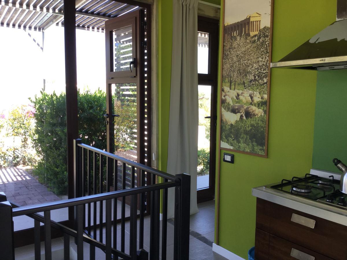 Il Colle Del Rustico Bed & Breakfast อากริเจนโต ภายนอก รูปภาพ