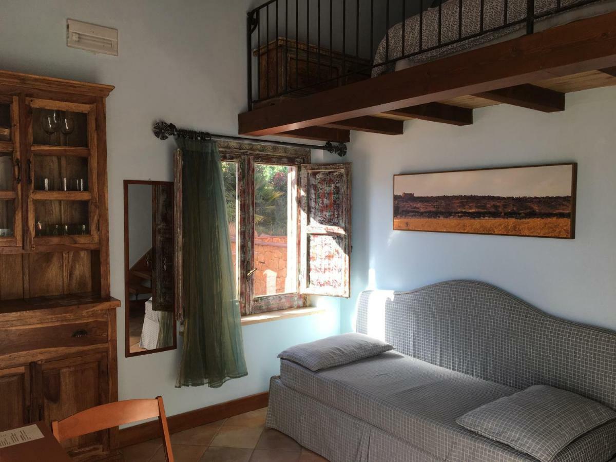 Il Colle Del Rustico Bed & Breakfast อากริเจนโต ภายนอก รูปภาพ